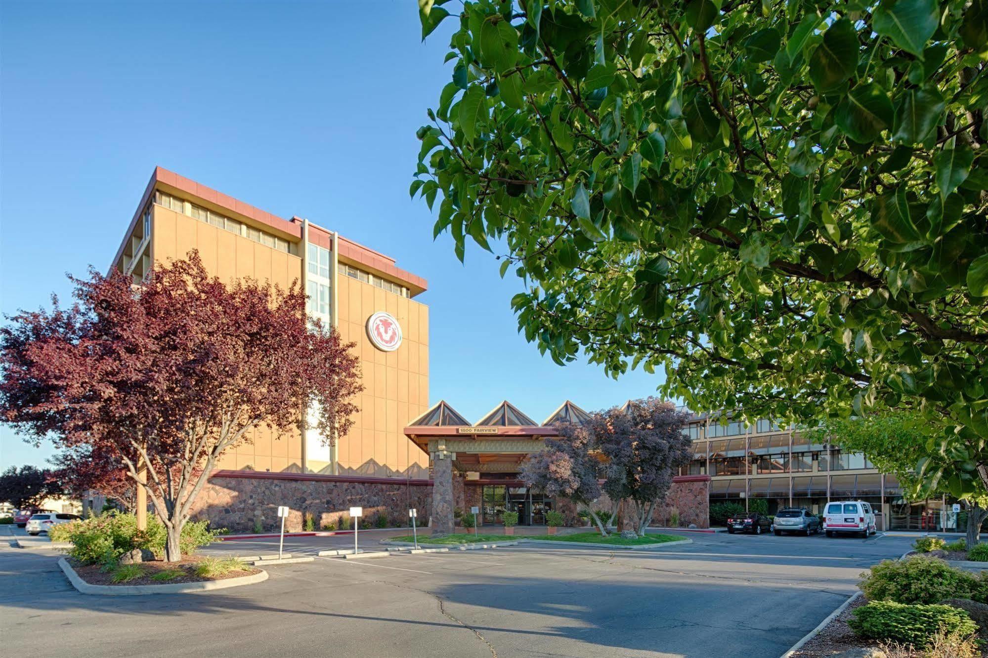 Red Lion Hotel Boise Downtowner Exterior photo